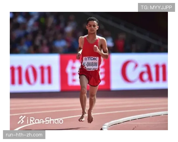 王燊超穿着名牌跑步鞋去买菜？这生活差太多了吧！