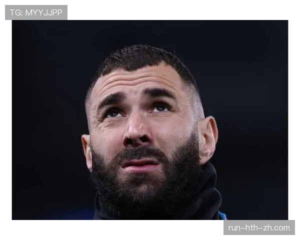 本泽马如何从体系型球员蜕变为金球奖得主？